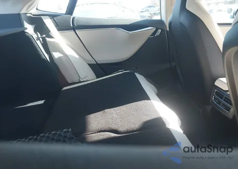 2012 Tesla Model S Signature z USA, uszkodzony, nr VIN 5YJSA1DN8CFS00373